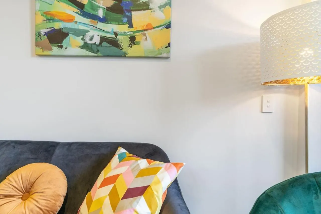 Parliamentary Triangle 1Br Apartment Canberra